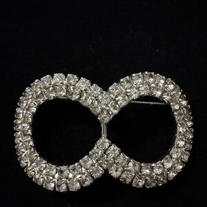Elegant Silver Rhinestone Brooch